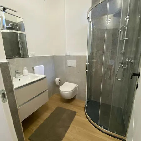 Lägenhet Perla Blu House